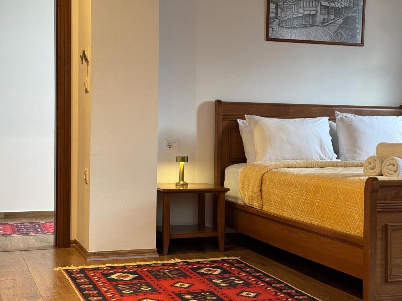 Hotel With Castle View Gjirokastër المظهر الخارجي الصورة